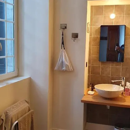 Vanille Cafe Chocolat 3* Bagnères-de-Bigorre